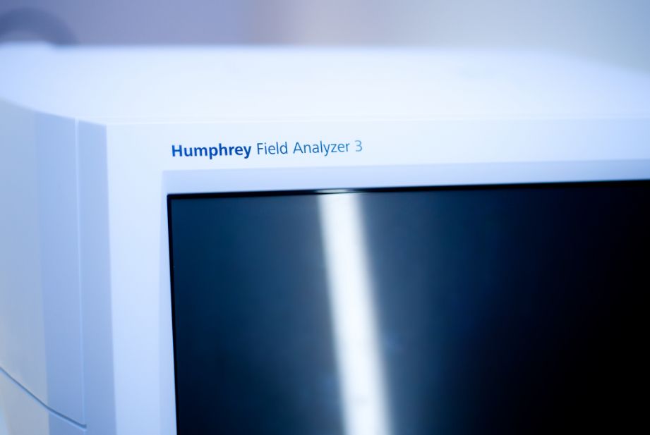 Zeiss Humphrey Field Analyzer 3 - clinica oftalmologica Dr Crenguta Feraru Iasi