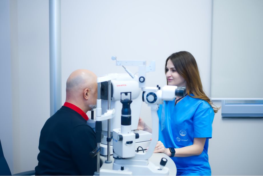 combină oftalmologică - clinica oftalmologica Optikren Iasi