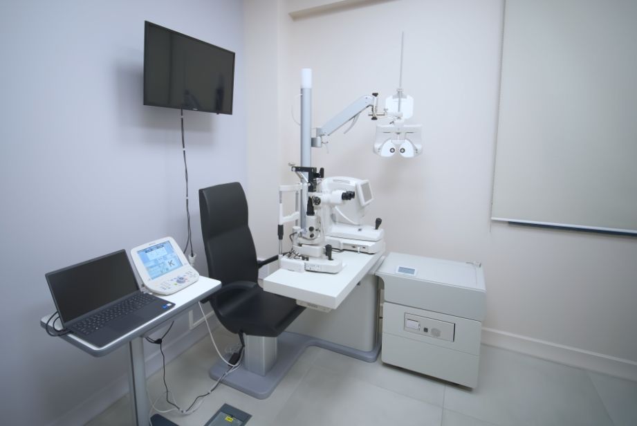 Combina-oftalmologica-IS-600III-Topcon